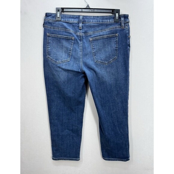 Chicos So Slimming Girlfriend Crop Jeans Sz 6P/0.5P Slim Leg Denim 3 Button Hem - Picture 5 of 10